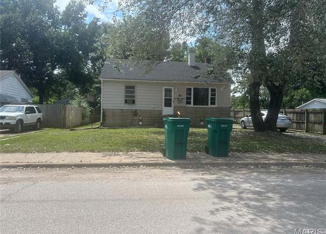 Property at 500 Range Ln, East Saint Louis, IL 62206, 3 beds, 1 bath