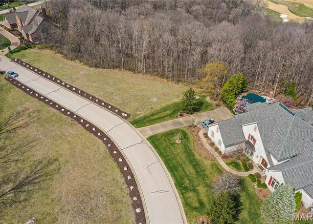 Property at 375 Merlot Ln, St Albans, MO 63073