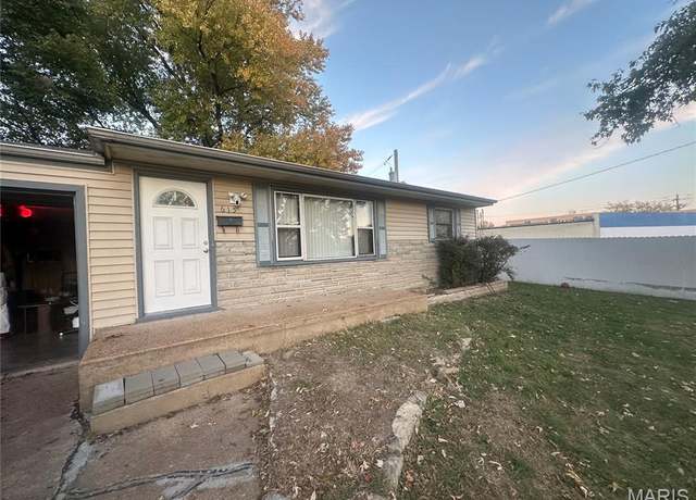 Property at 615 Florland Dr, Florissant, MO 63031