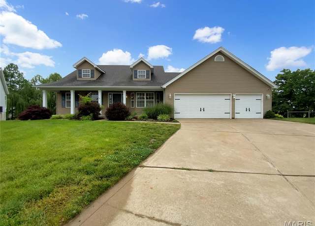 Property at 938 Hampshire Heath Dr, O'fallon, MO 63368, 4 beds, 3.5 baths