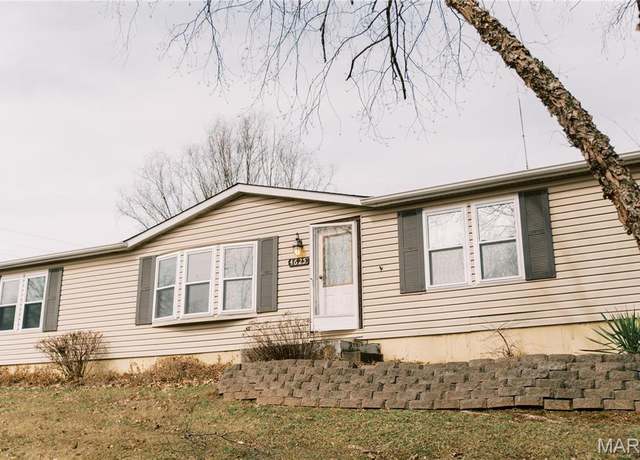 Property at 4625 Brennan Woods Dr, High Ridge, MO 63049, 3 beds, 2 baths