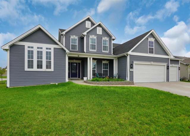 Property at 215 Wyndemere Ln, Lake St Louis, MO 63367, 4 beds, 3.5 baths