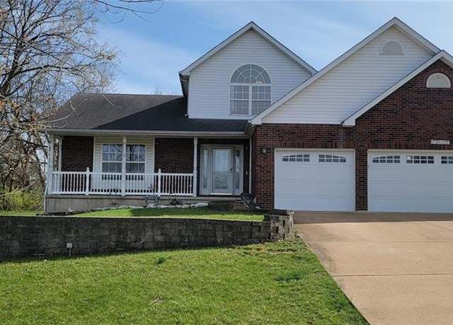 Property at 6110 Courtney Way, Imperial, MO 63052, 3 beds, 2.5 baths