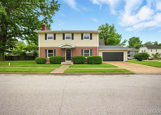 Property at 214 N Taylor Ave, Crystal City, MO 63019, 5 beds, 3 baths