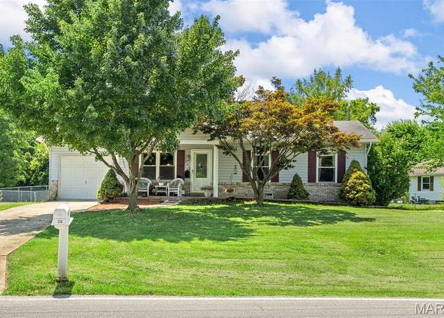 Property at 226 Westwoods Rd, Wright City, MO 63390, 3 beds, 3 baths