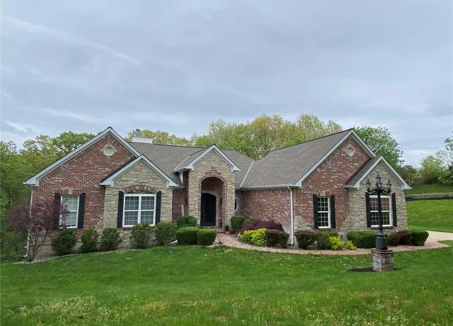 Property at 19140 Melrose Rd, Wildwood, MO 63038, 4 beds, 4.5 baths