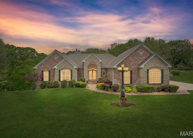 Property at 19140 Melrose Rd, Wildwood, MO 63038, 4 beds, 4.5 baths