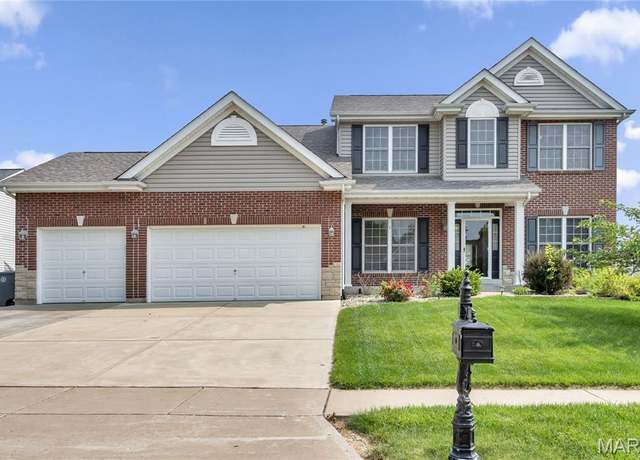 Property at 320 Autumn Forest Dr, O'fallon, MO 63366, 5 beds, 3.5 baths