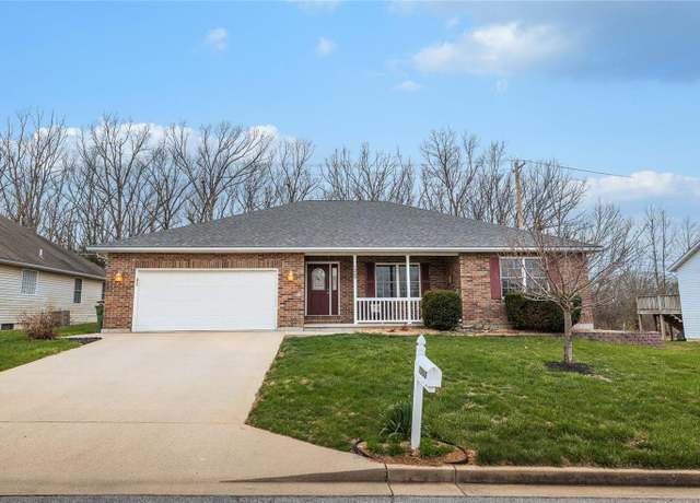 Property at 1205 Britt Ln, Rolla, MO 65401, 3 beds, 2 baths