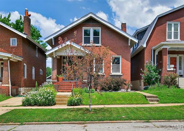 Property at 5329 Murdoch Ave, St Louis, MO 63109, 2 beds, 1.5 baths