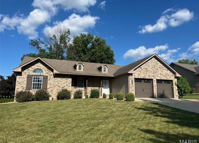 Property at 101 Archview Dr, Shiloh, IL 62221, 3 beds, 2 baths