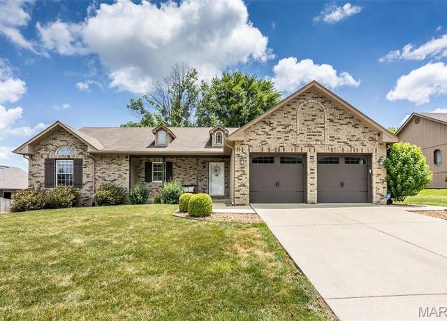 Property at 101 Archview Dr, Shiloh, IL 62221, 3 beds, 2 baths