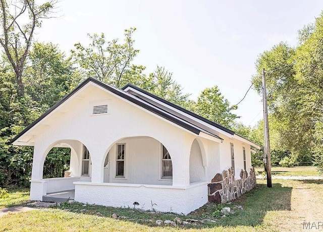 Property at 718 W M- Frisco St, Mountain Grove, MO 65711, 2 beds, 1 bath