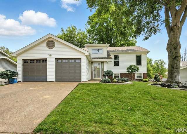 Property at 2342 Cedar Dale Ct, Maryland Heights, MO 63043, 3 beds, 3 baths