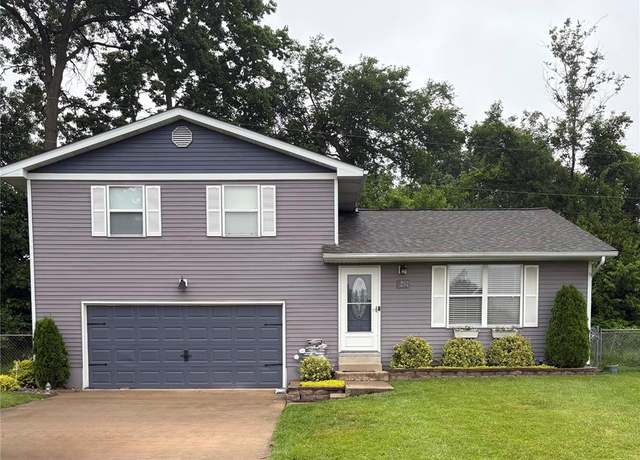 Property at 1202 Hawthorn Ct, Troy, MO 63379, 3 beds, 2 baths