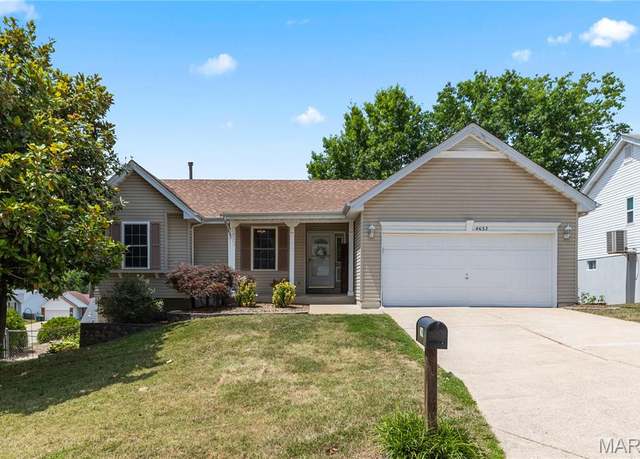 Property at 4632 Greenore Dr, High Ridge, MO 63049, 3 beds, 2 baths