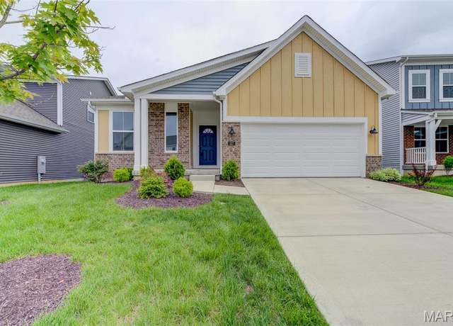 Property at 327 Dalriada Blvd, O'fallon, MO 63368, 3 beds, 2 baths