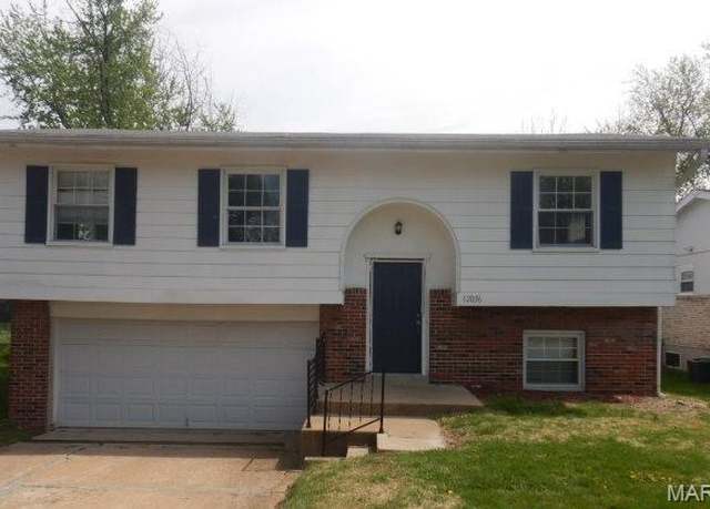 Property at 12036 Mendoza Ave, St Louis, MO 63138, 4 beds, 1.5 baths