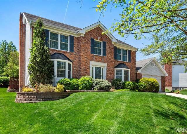 Property at 1304 Haute Loire Dr, Ballwin, MO 63011, 4 beds, 3.5 baths