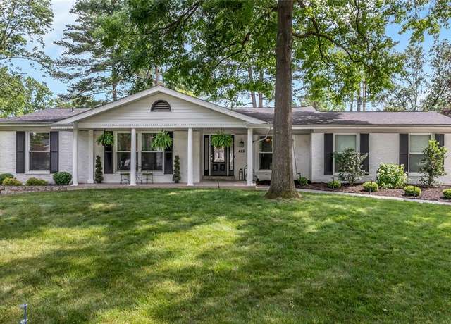 Property at 428 Claymont Dr, Ballwin, MO 63011, 4 beds, 3 baths
