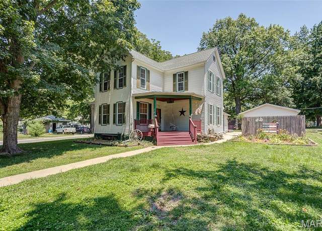Property at 101 S Grace St, Marissa, IL 62257, 4 beds, 2 baths