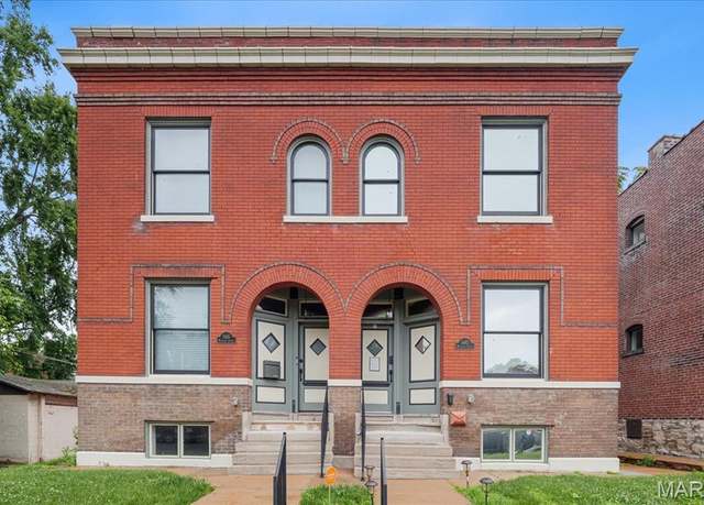 Property at 3443 Michigan Ave, St Louis, MO 63118, 3 beds, 2.5 baths