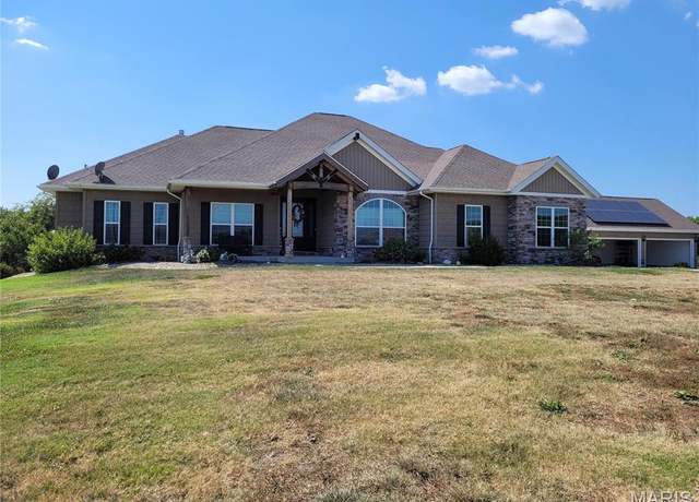 Property at 10359 Bounds Rd, Shipman, IL 62685, 4 beds, 3.5 baths