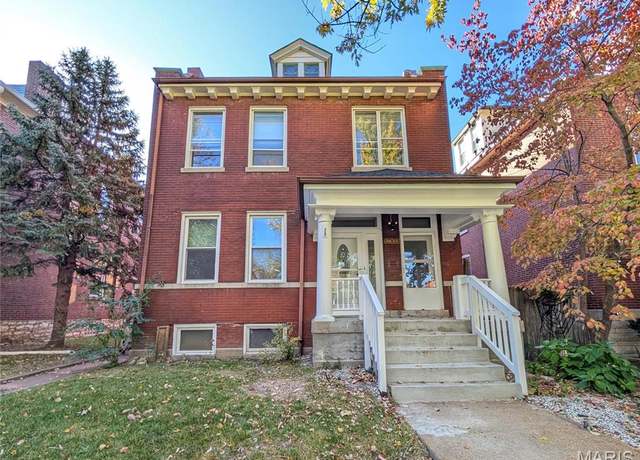 Property at 3634 Connecticut St, St Louis, MO 63116, 5 beds, 2 baths