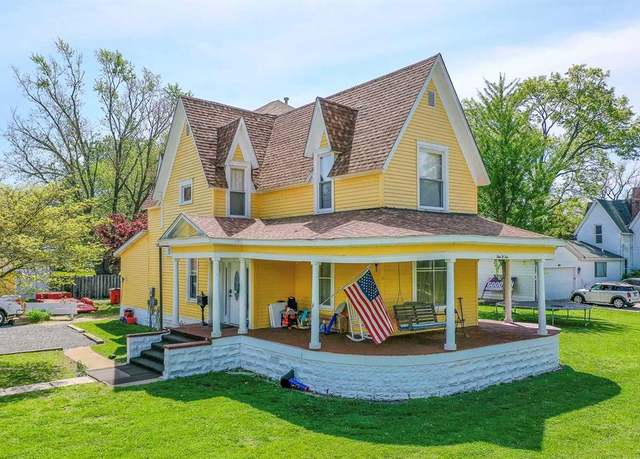 Property at 405 S Main St, Marissa, IL 62257, 5 beds, 3 baths