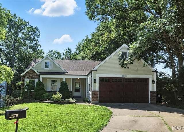 Property at 10300 Grant Forest Ln, St Louis, MO 63123, 3 beds, 2.5 baths