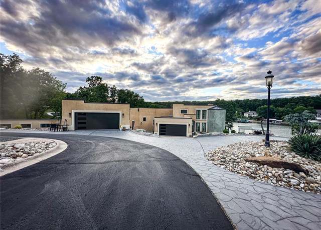Property at 149 Thornwood Cir, Sunrise Beach, MO 65079, 5 beds, 5.5 baths
