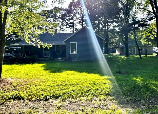 Property at 15535 Private Drive 1063, St James, MO 65559, 2 beds, 2 baths