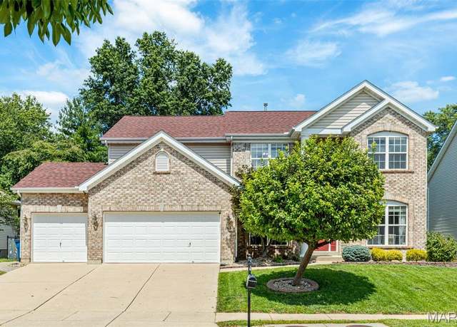 Property at 365 Remington Way Dr, Ballwin, MO 63021, 4 beds, 3.5 baths