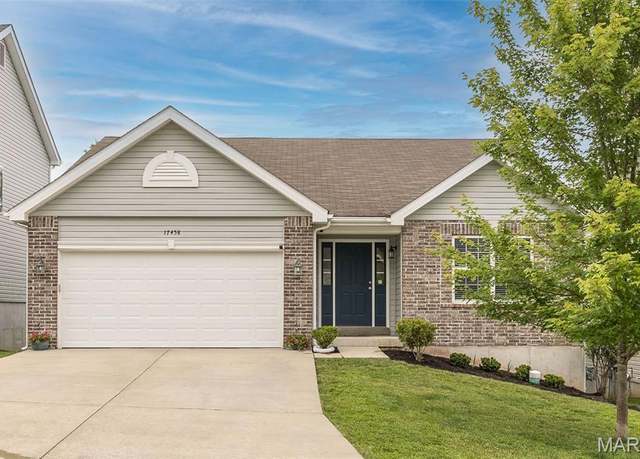 Property at 17458 Wyman Ridge Dr, Eureka, MO 63025, 3 beds, 2 baths
