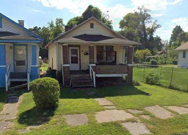 Property at 2928 Summit Ave, East St Louis, IL 62205, 2 beds, 2 baths
