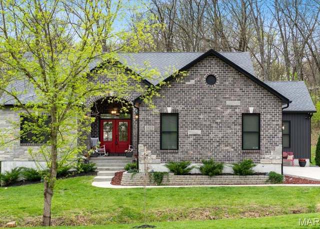Property at 1623 Barry Pl, De Soto, MO 63020, 4 beds, 3 baths