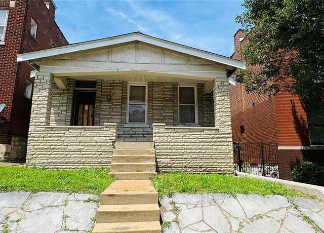 Property at 3449 Miami St, St Louis, MO 63118, 2 beds, 1 bath