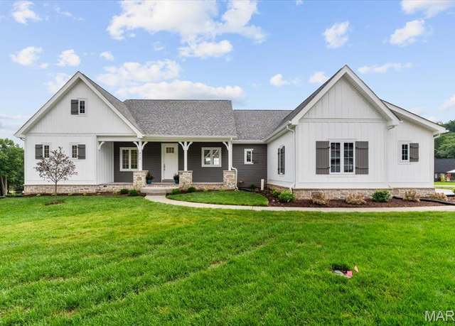 Property at 412 Parkview Ln, Eureka, MO 63025, 4 beds, 3.5 baths