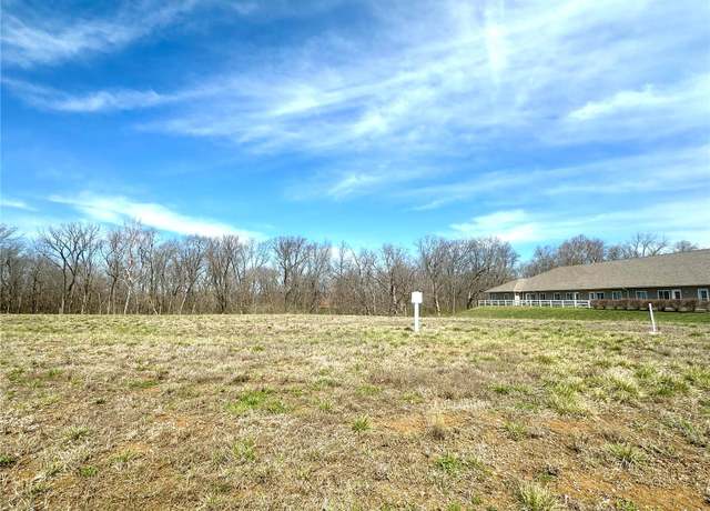 Property at 534 Legacy Dr, Waterloo, IL 62298