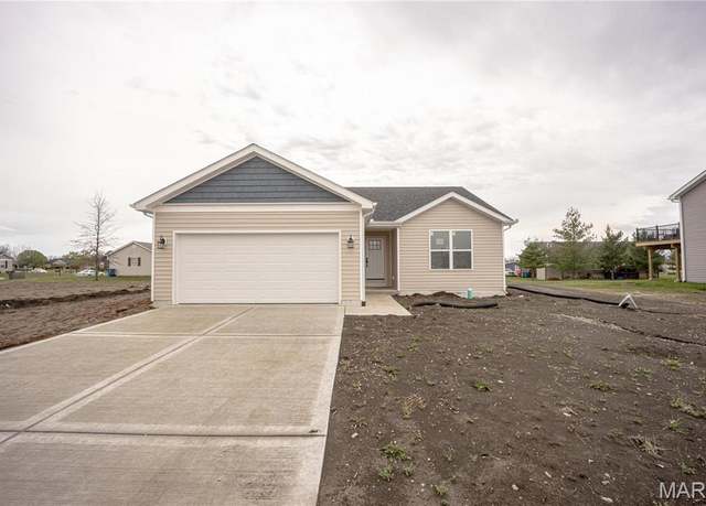 Property at 556 Somerset Dr, Granite City, IL 62040, 3 beds, 2 baths