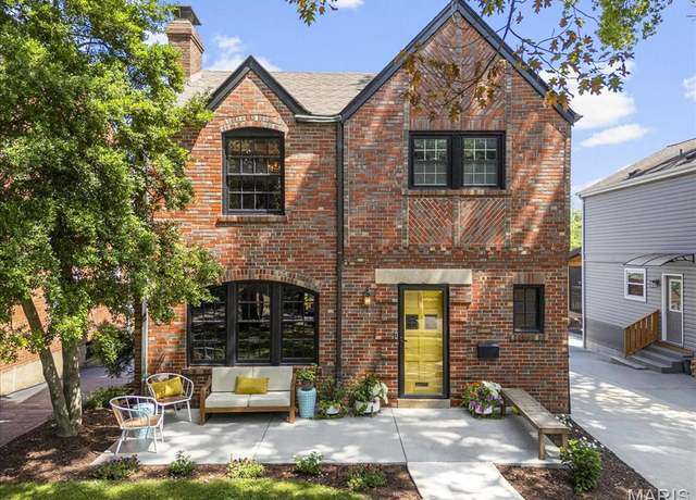 Property at 7839 Stanford Ave, University City, MO 63130, 3 beds, 2.5 baths
