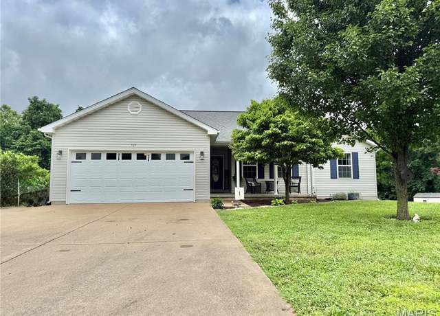 Property at 129 Ray Lee Dr, Park Hills, MO 63601, 4 beds, 3 baths