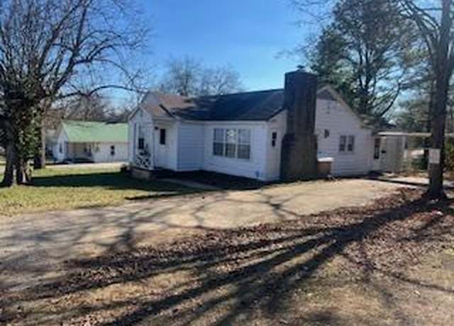 Property at 408 Summit, Doniphan, MO 63935, 2 beds, 2 baths