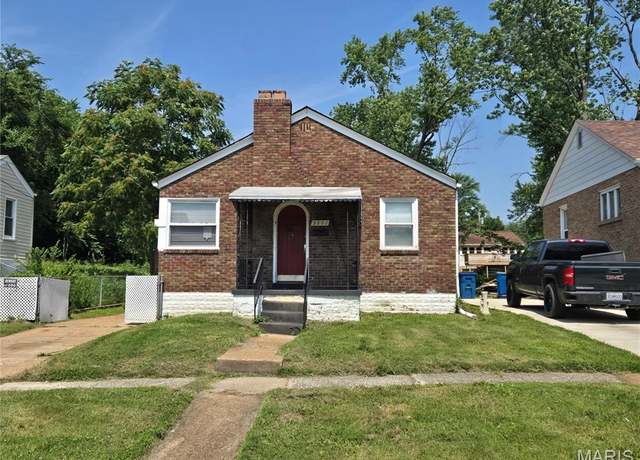 Property at 5361 Wilborn Dr, St Louis, MO 63136, 3 beds, 1 bath