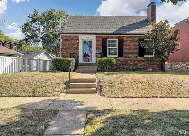 Property at 4918 Lisette Ave, St Louis, MO 63109, 3 beds, 1 bath