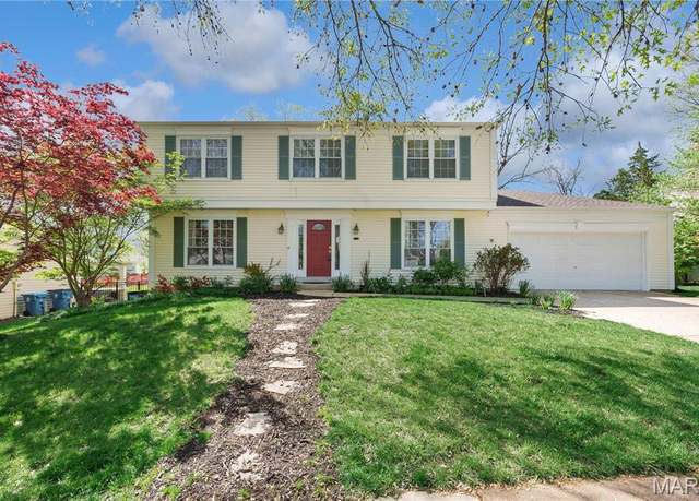 Property at 15550 Wendimill Dr, Chesterfield, MO 63017, 4 beds, 3 baths