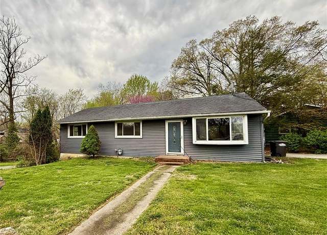 Property at 351 Kennedy Dr, East Alton, IL 62024, 4 beds, 2 baths