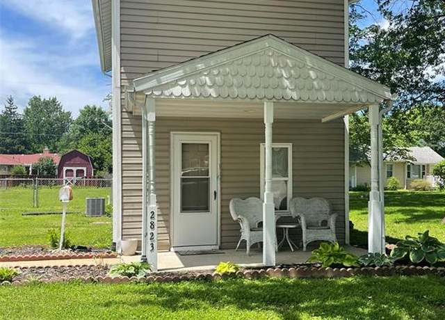 Property at 2823 Indiana Ave, Granite City, IL 62040, 2 beds, 1 bath