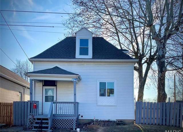 Property at 614 Horn Ave, MO 63125, 3 beds, 2.5 baths