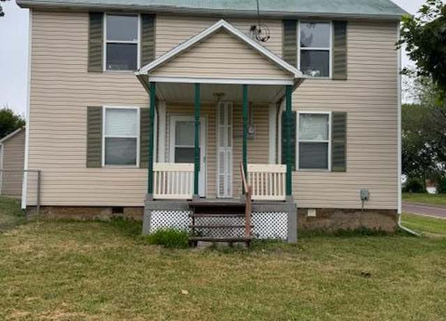 Property at 401 Broadway Ave, Leslie, MO 63056, 4 beds, 1 bath